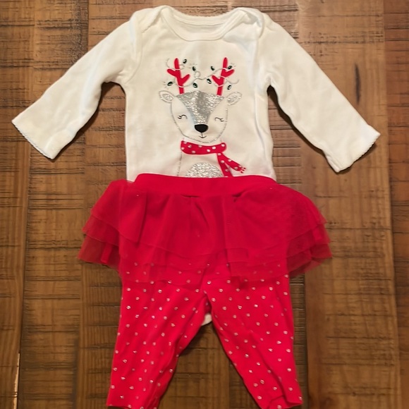 Newborn size: Holiday pants sets - Picture 2 of 5